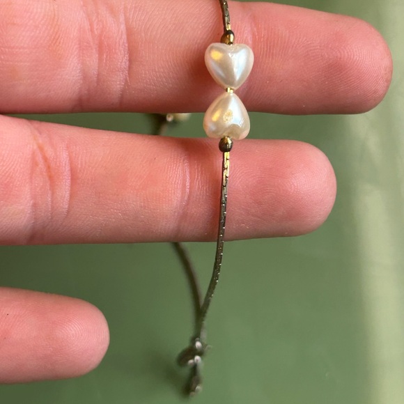 Timeless Vintage Faux Pearl Heart Bracelet and Rhinestone Earrings Set Classic - Picture 7 of 12
